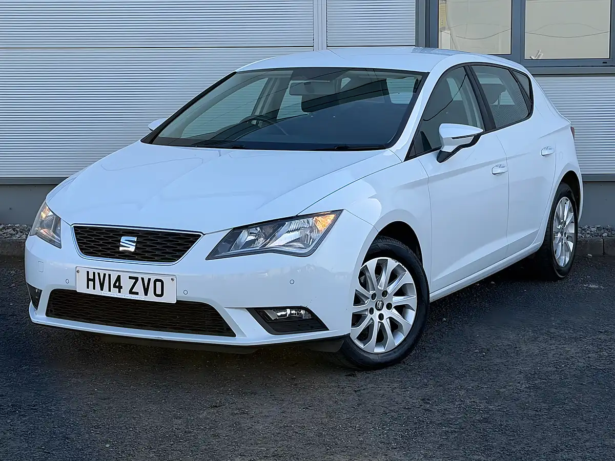 Used 2014 SEAT Leon Se White - Interior and Exterior details 2
