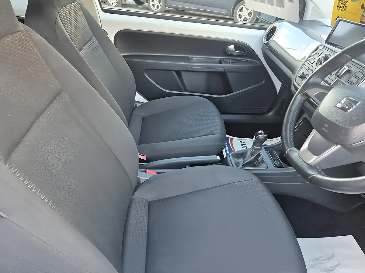 Used 2014 SEAT Mii I Tech White - Interior and Exterior details 10