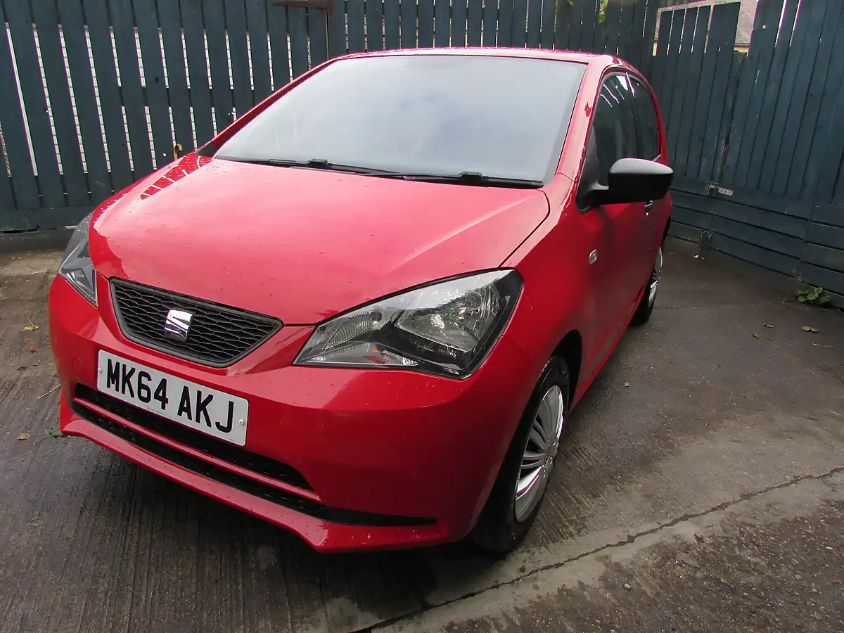 Used 2014 SEAT Mii S Ac Red - Interior and Exterior details 14