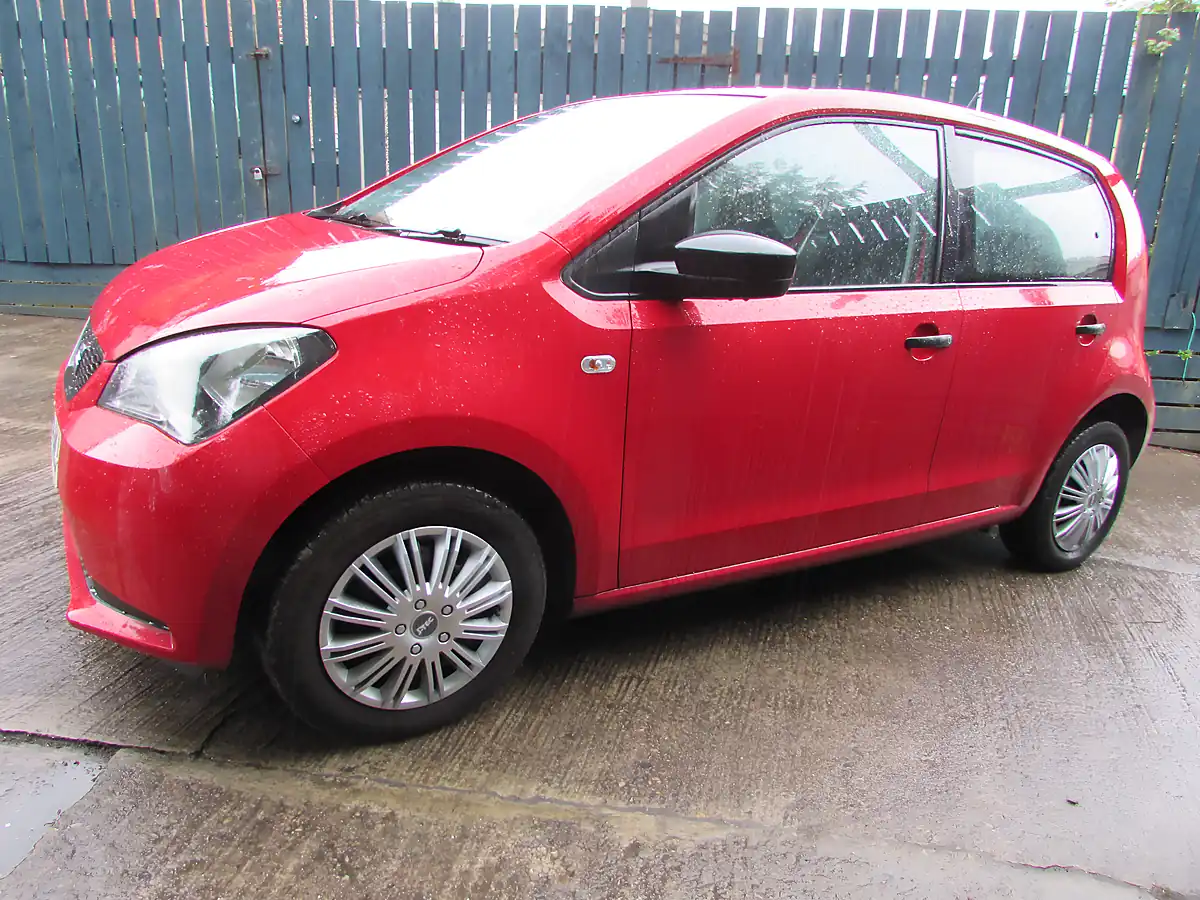 Used 2014 SEAT Mii S Ac Red - Interior and Exterior details 5