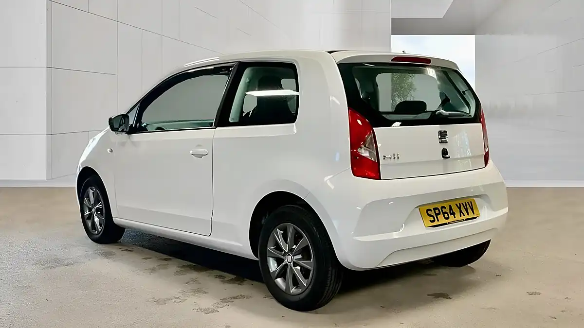 Used 2014 SEAT Mii Toca White - Interior and Exterior details 4
