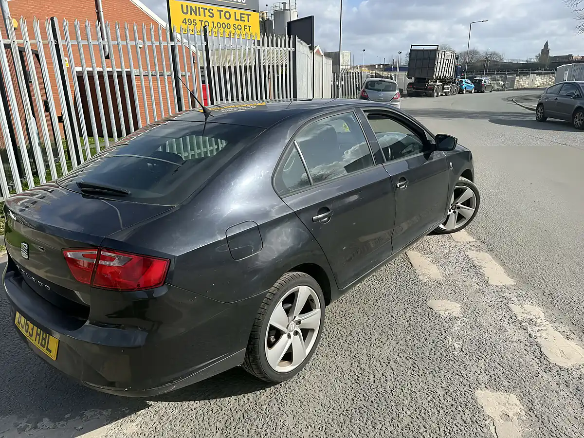 Used 2014 SEAT Toledo - Interior and Exterior details 13