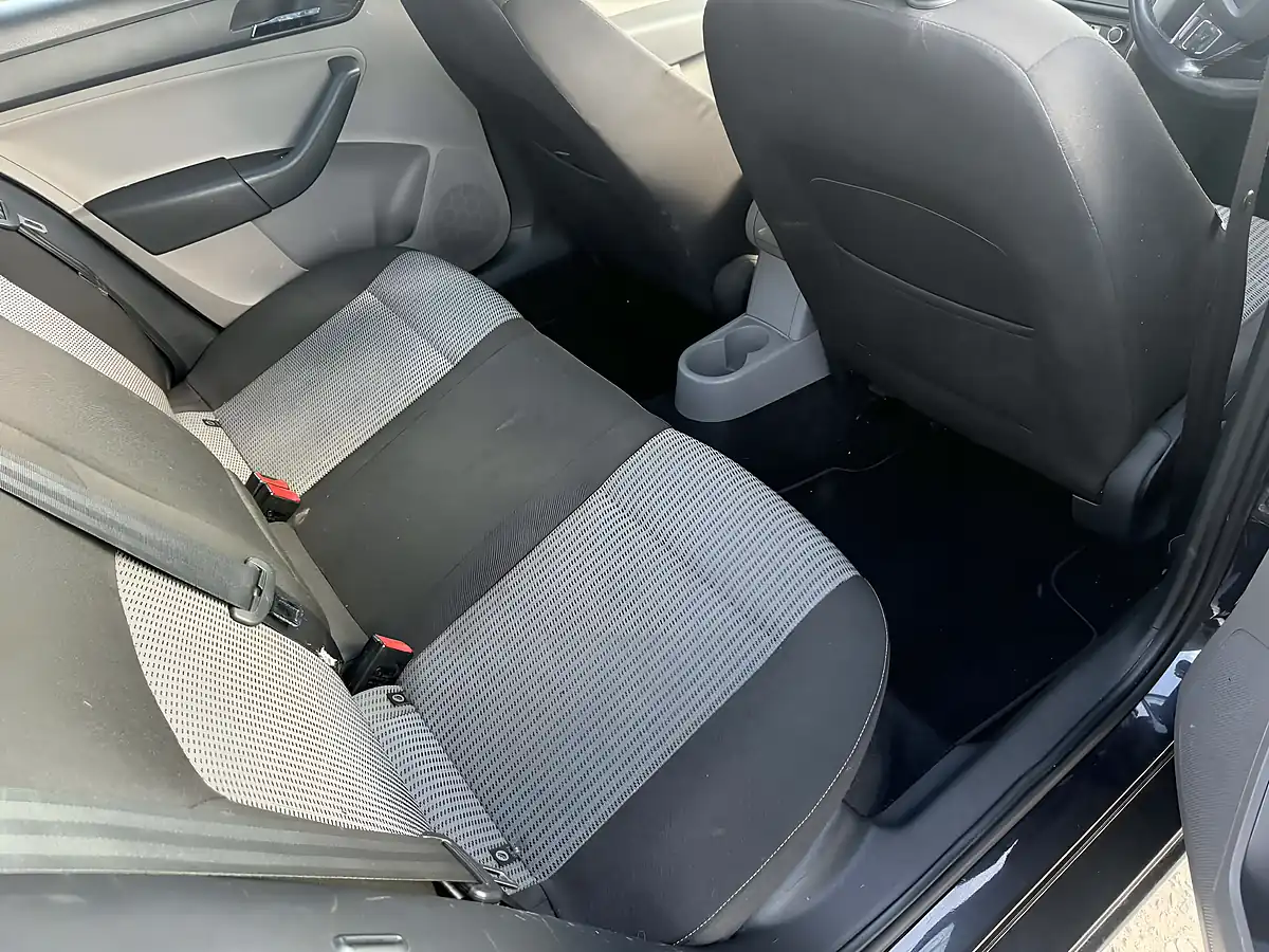 Used 2014 SEAT Toledo - Interior and Exterior details 8