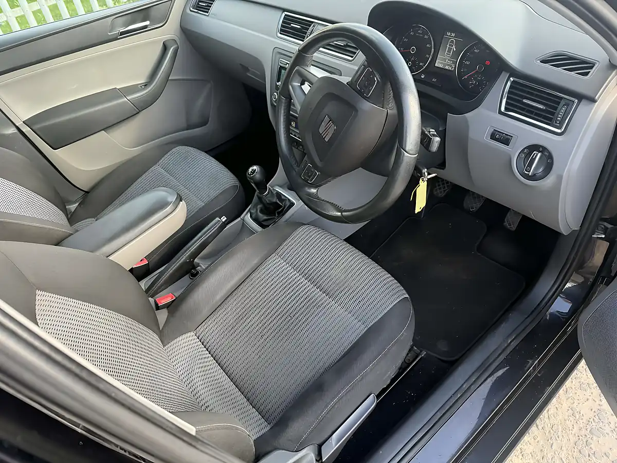 Used 2014 SEAT Toledo - Interior and Exterior details 9