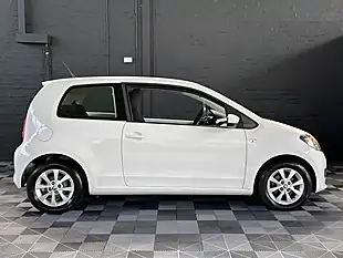 Used 2014 Skoda Citigo Elegance Candy White - Interior and Exterior details 15
