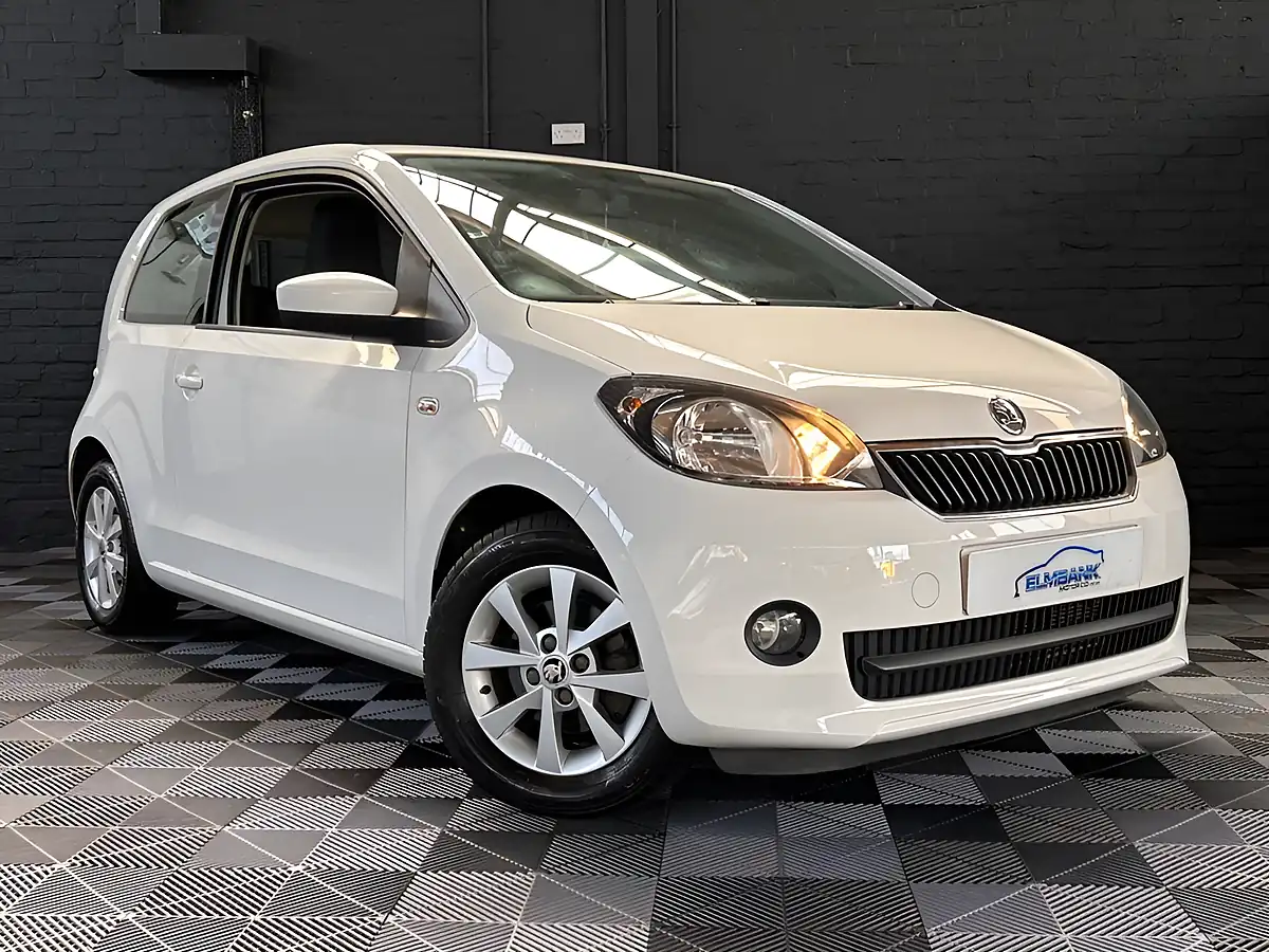 Used 2014 Skoda Citigo Elegance Candy White - Interior and Exterior details 3