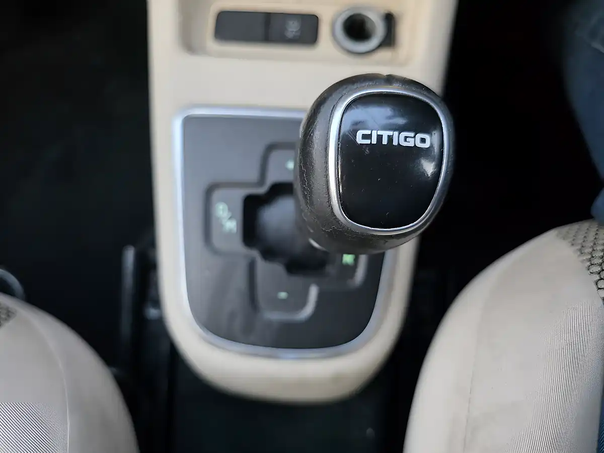 Used 2014 Skoda Citigo Elegance White - Interior and Exterior details 15