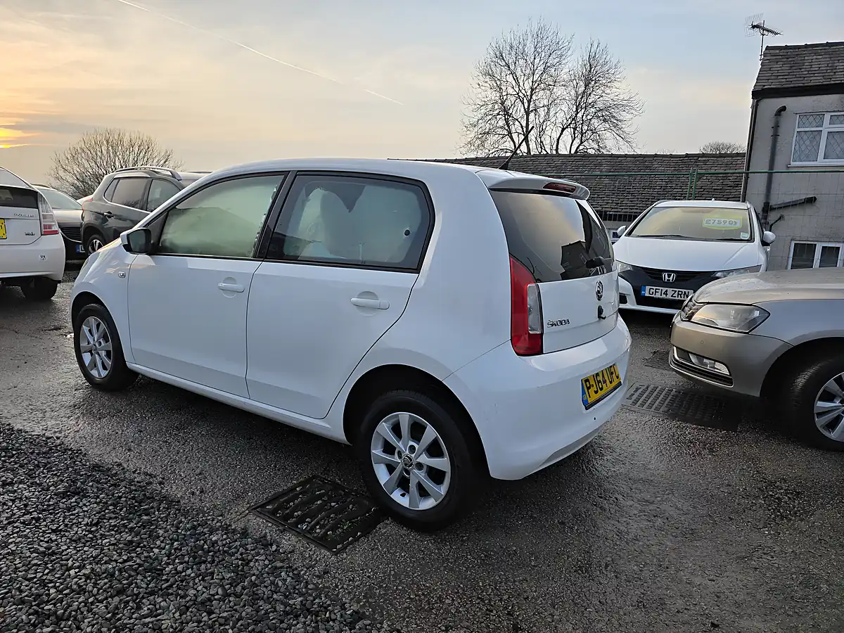 Used 2014 Skoda Citigo Elegance White - Interior and Exterior details 9