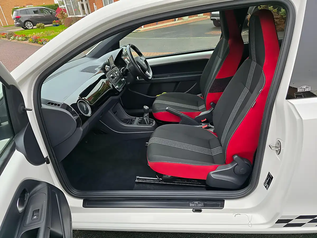 Used 2014 Skoda Citigo Monte Carlo White - Interior and Exterior details 10