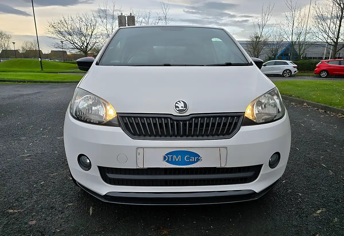 Used 2014 Skoda Citigo Monte Carlo White - Interior and Exterior details 13