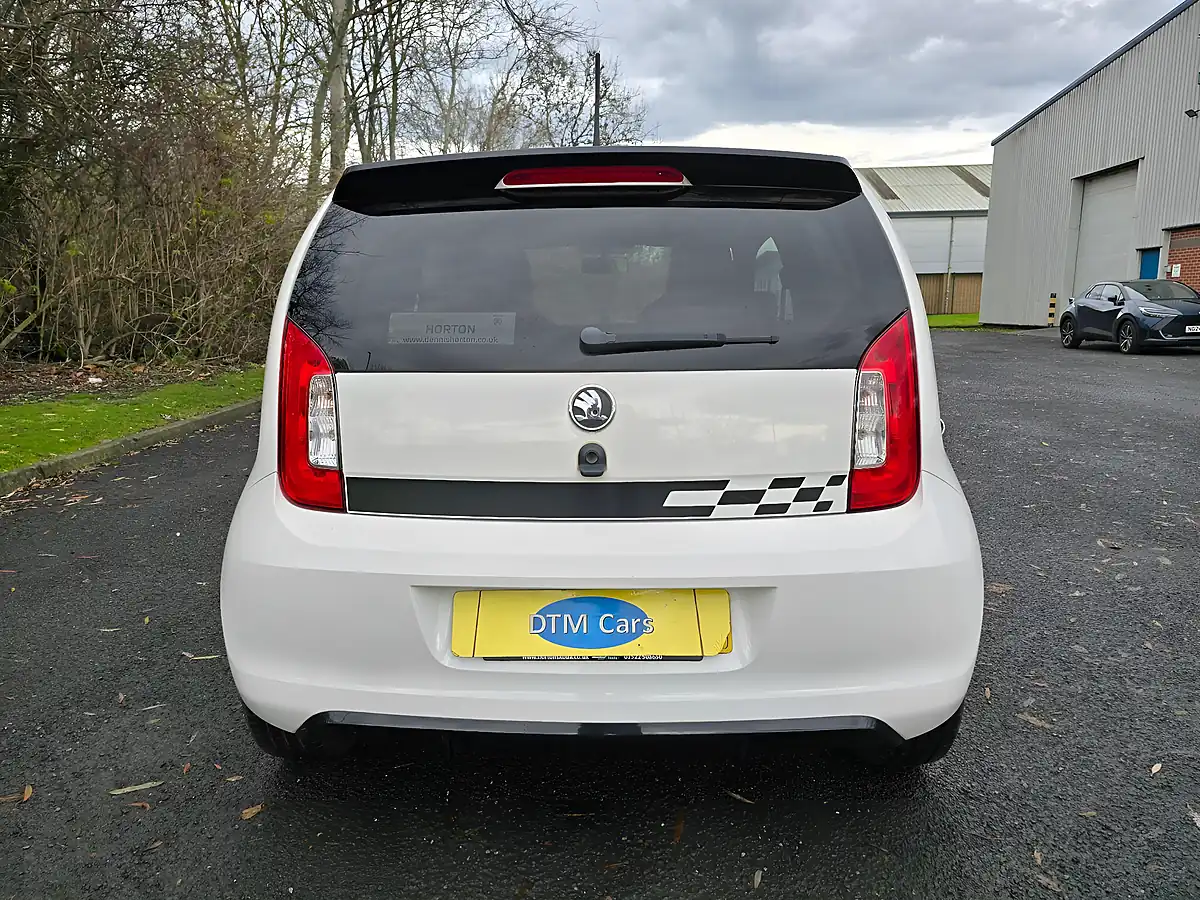 Used 2014 Skoda Citigo Monte Carlo White - Interior and Exterior details 14