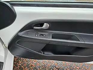 Used 2014 Skoda Citigo Monte Carlo White - Interior and Exterior details 16