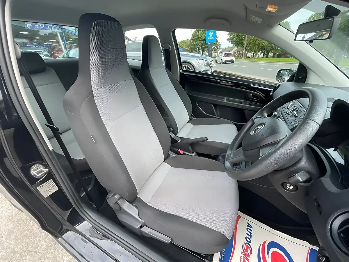 Used 2014 Skoda Citigo Se Black - Interior and Exterior details 10