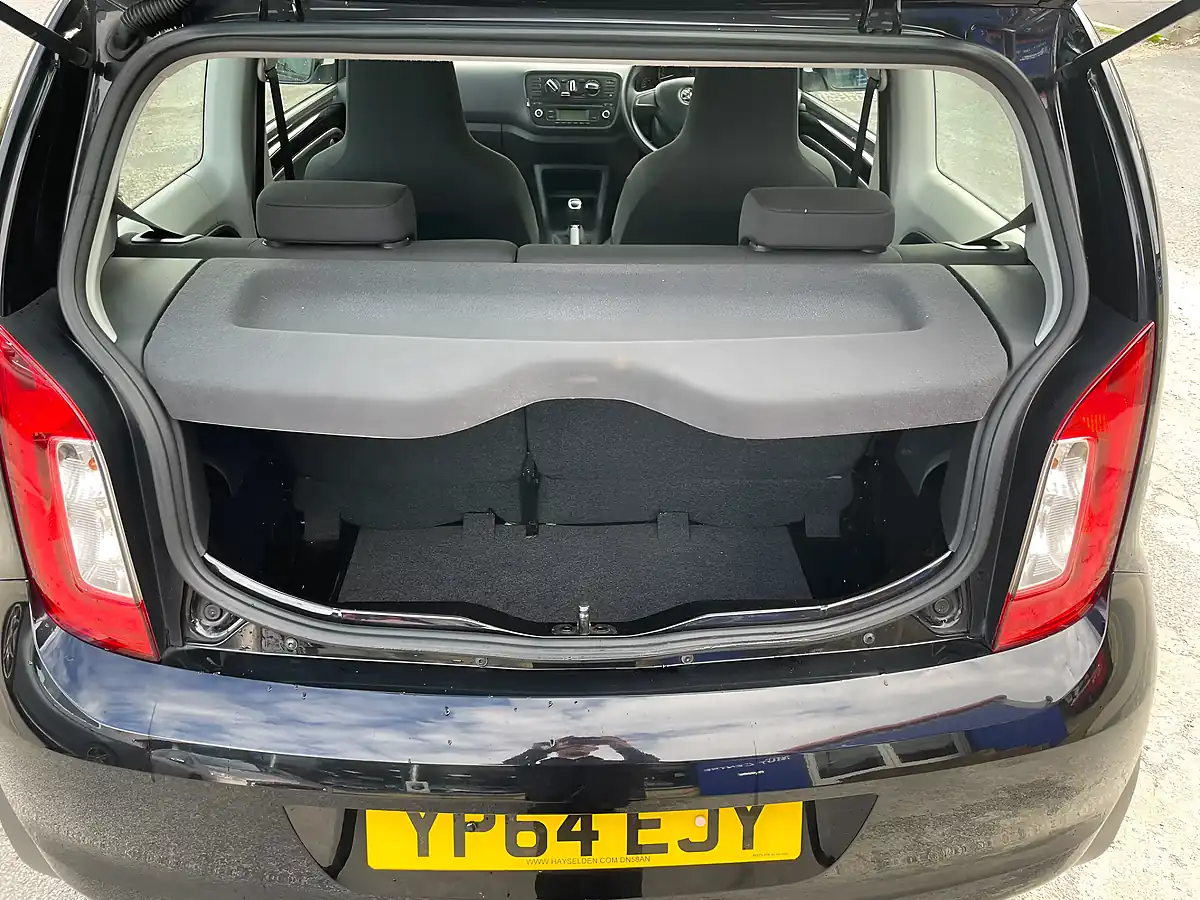 Used 2014 Skoda Citigo Se Black - Interior and Exterior details 5