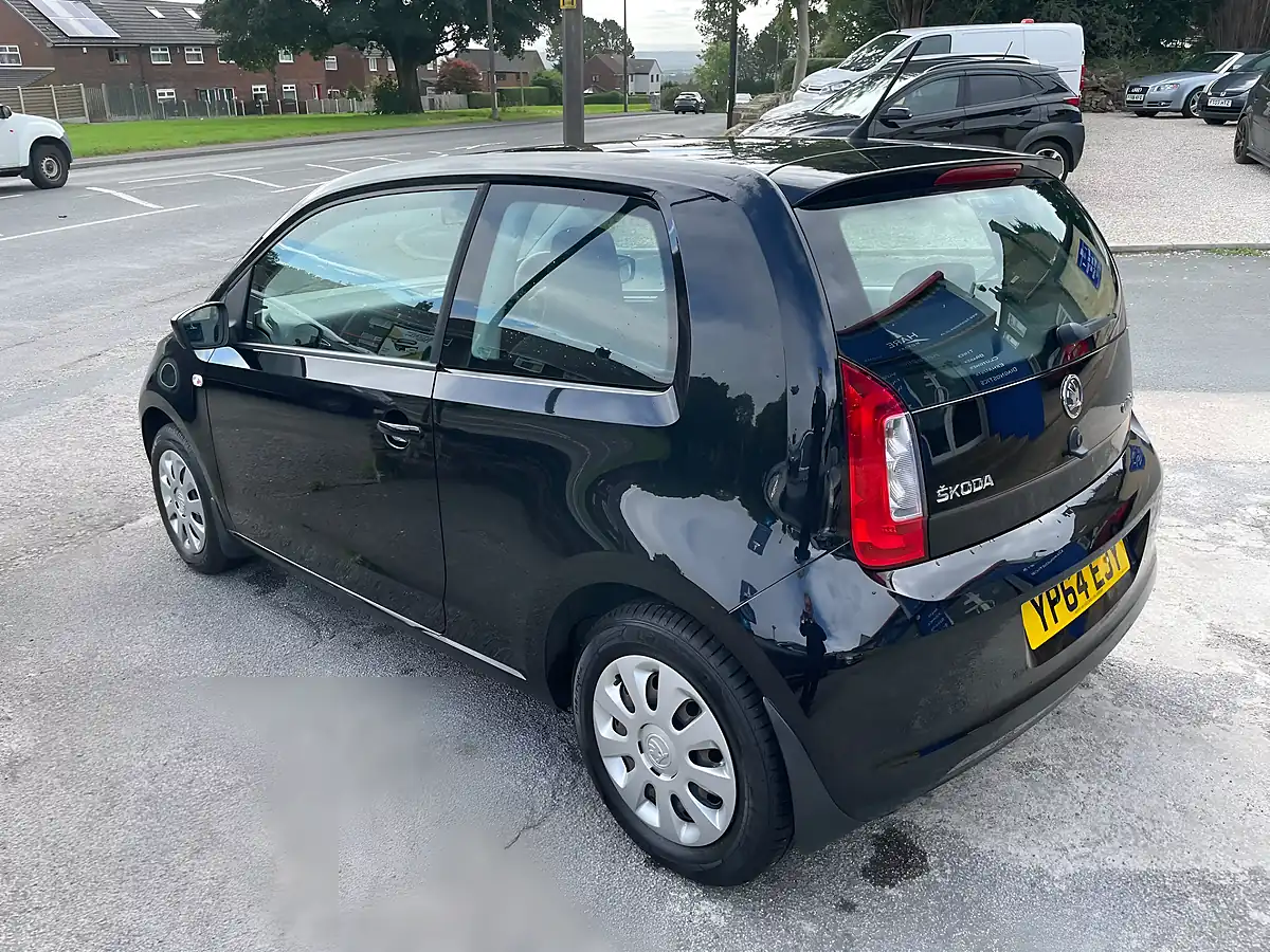 Used 2014 Skoda Citigo Se Black - Interior and Exterior details 6