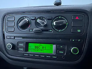 Used 2014 Skoda Citigo Se Blue - Interior and Exterior details 12