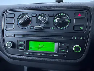 Used 2014 Skoda Citigo Se Blue - Interior and Exterior details 13