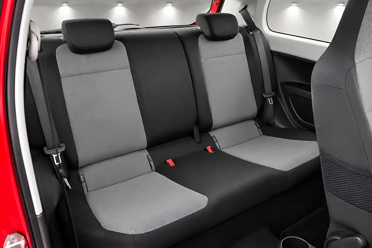 Used 2014 Skoda Citigo Se Red - Interior and Exterior details 7