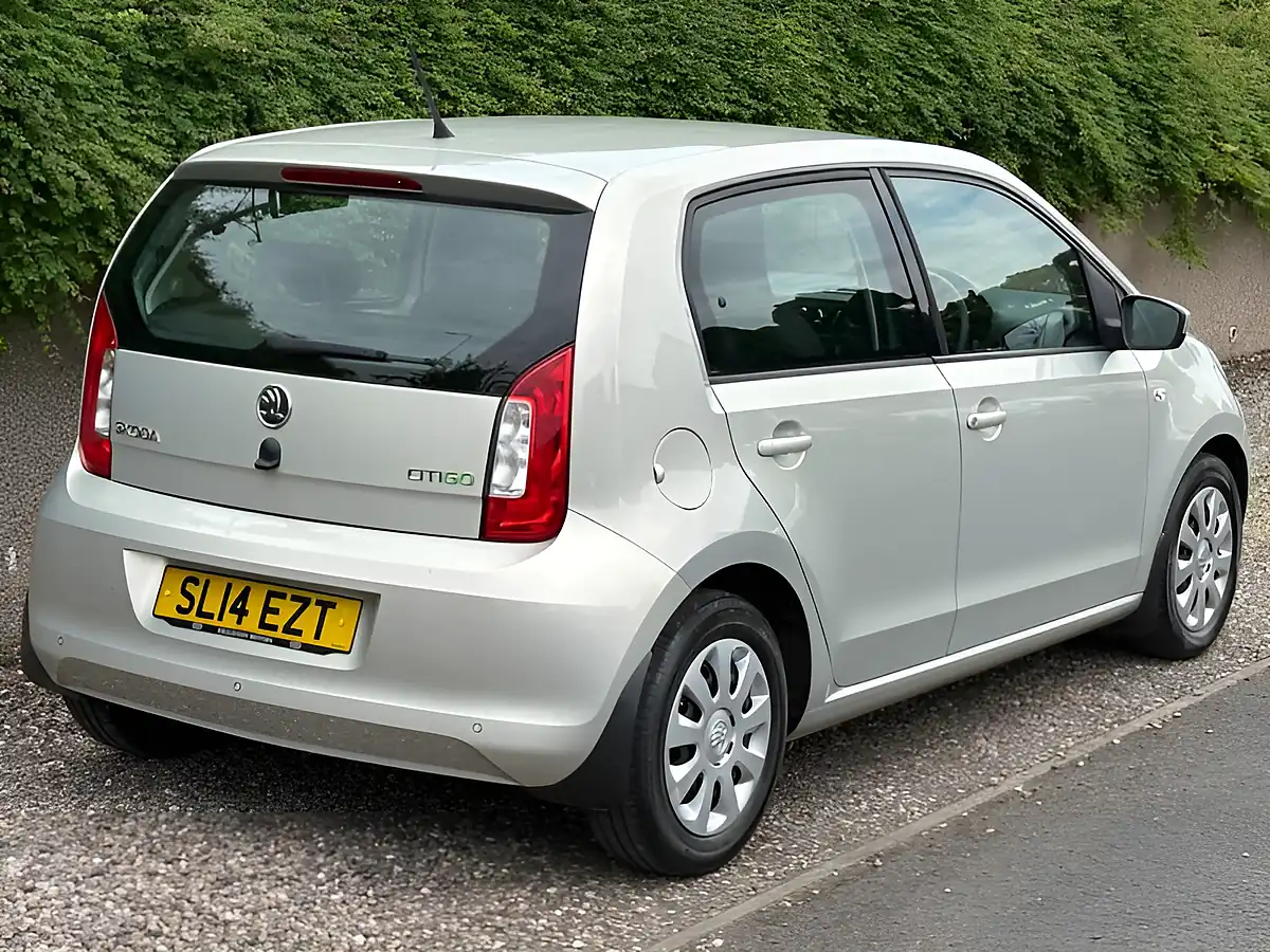 Used 2014 Skoda Citigo Se Silver - Interior and Exterior details 10