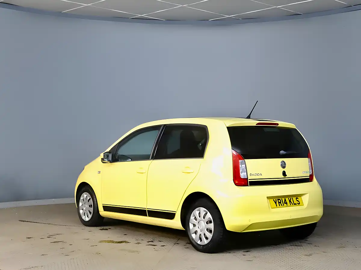 Used 2014 Skoda Citigo Se Yellow - Interior and Exterior details 4