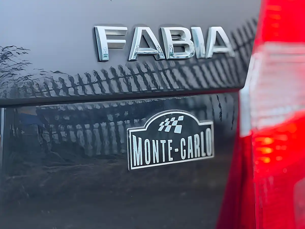 Used 2014 Skoda Fabia Black Edition Black - Interior and Exterior details 10