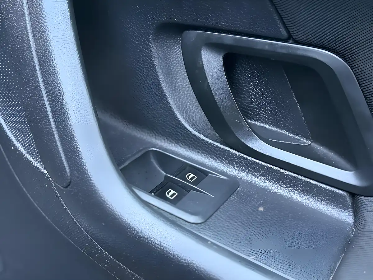 Used 2014 Skoda Fabia Black Edition Black - Interior and Exterior details 15