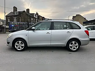 Used 2014 Skoda Fabia Scout Silver - Interior and Exterior details 12