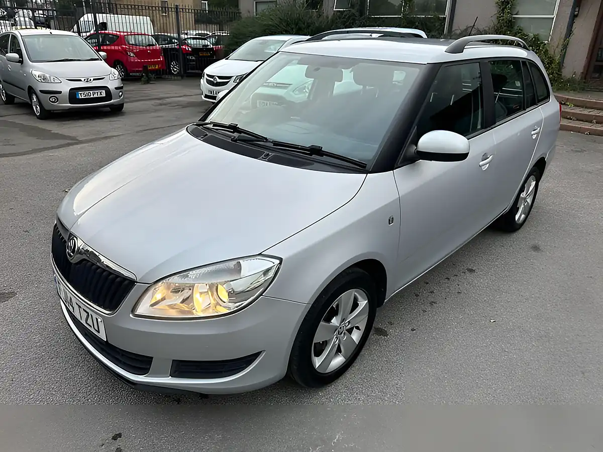 Used 2014 Skoda Fabia Scout Silver - Interior and Exterior details 9