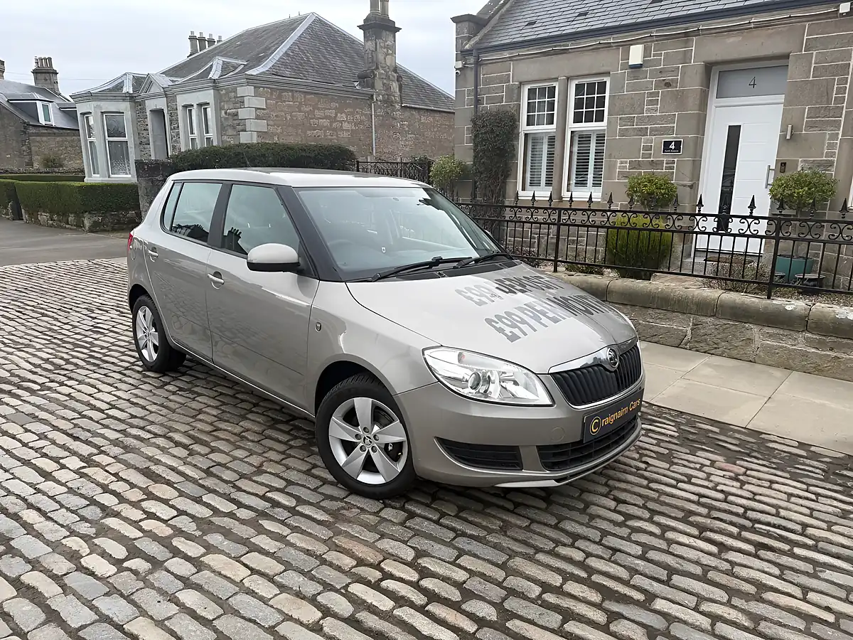 Used 2014 Skoda Fabia Se Beige - Front View