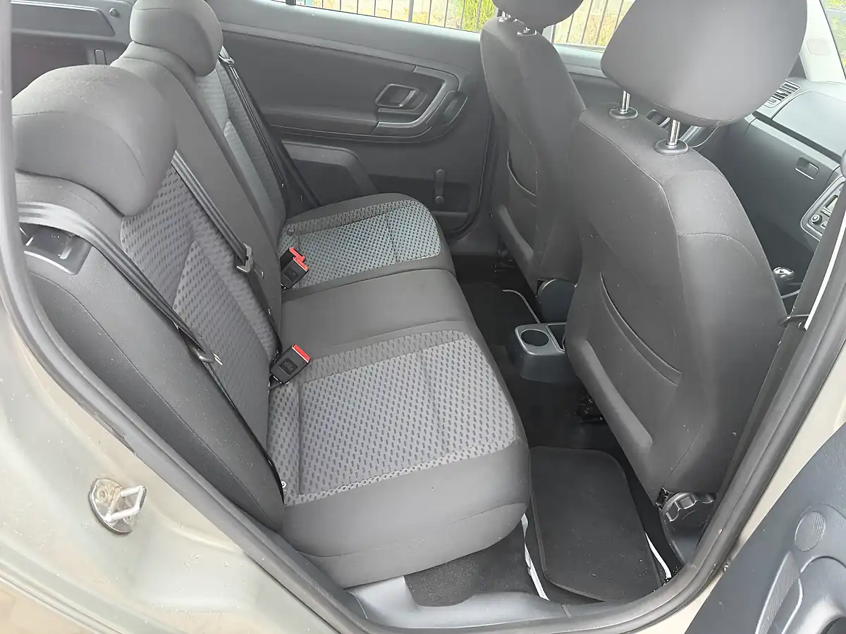 Used 2014 Skoda Fabia Se Beige - Interior and Exterior details 12