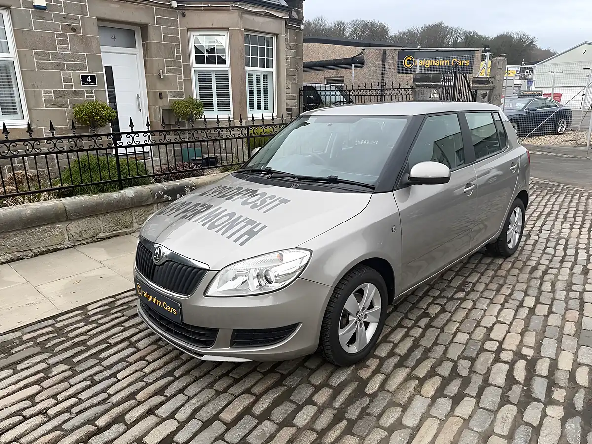 Used 2014 Skoda Fabia Se Beige - Interior and Exterior details 14