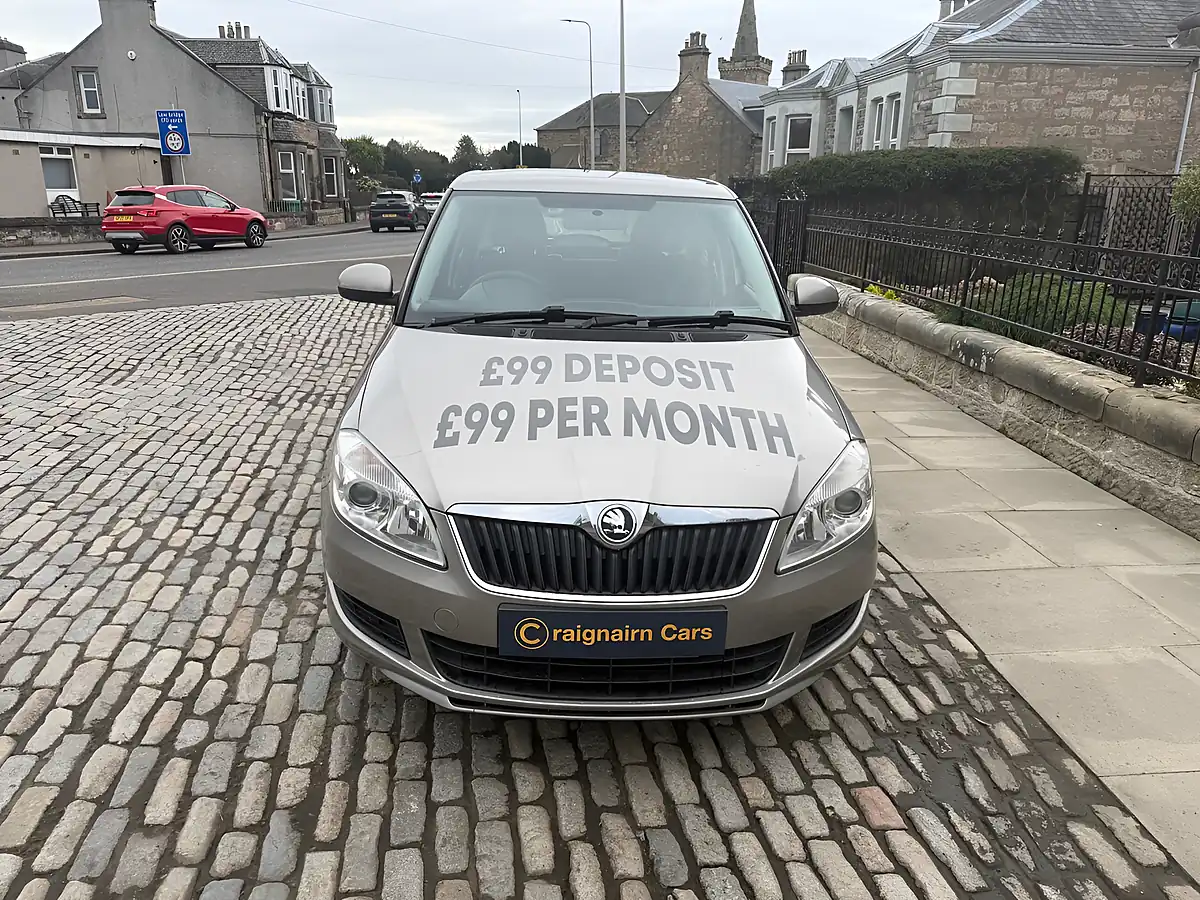 Used 2014 Skoda Fabia Se Beige - Interior and Exterior details 5