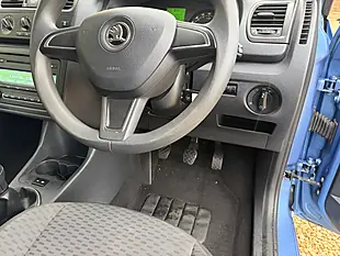 Used 2014 Skoda Fabia Se Blue Metallic - Interior and Exterior details 18