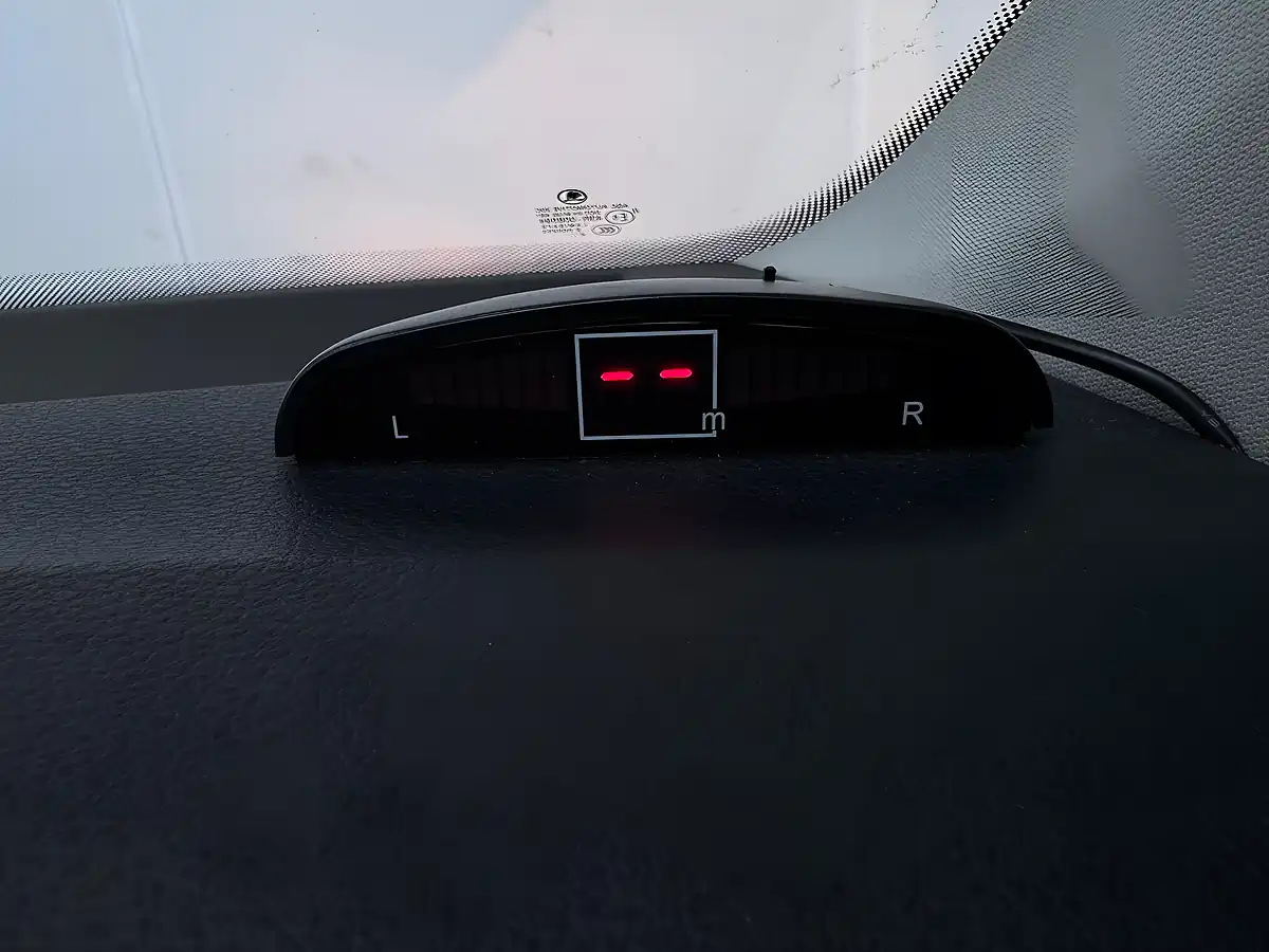 Used 2014 Skoda Fabia Se Race Blue - Interior and Exterior details 15