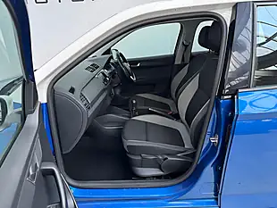 Used 2014 Skoda Fabia Se Race Blue - Interior and Exterior details 9