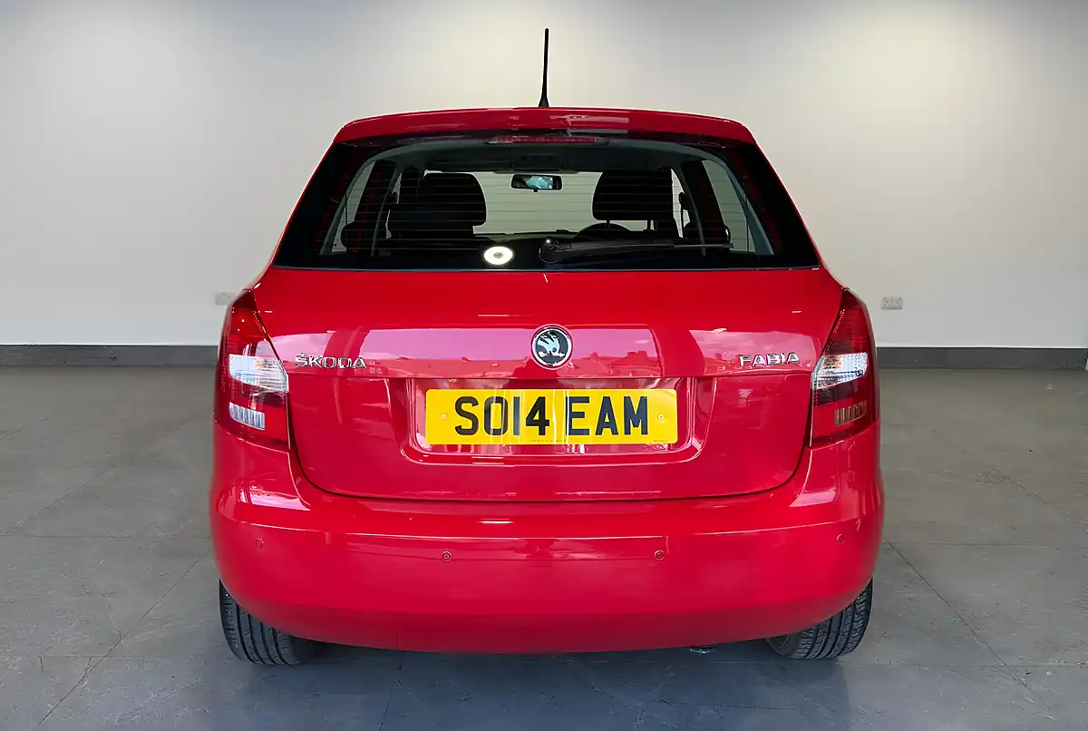 Used 2014 Skoda Fabia Se Red - Interior and Exterior details 4