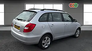 Used 2014 Skoda Fabia Se Silver - Interior and Exterior details 18