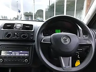 Used 2014 Skoda Fabia Se Sprint Yellow - Interior and Exterior details 12