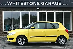 Used 2014 Skoda Fabia Se Sprint Yellow - Interior and Exterior details 4