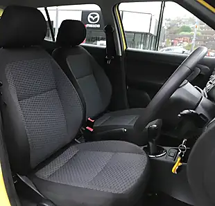 Used 2014 Skoda Fabia Se Sprint Yellow - Interior and Exterior details 9
