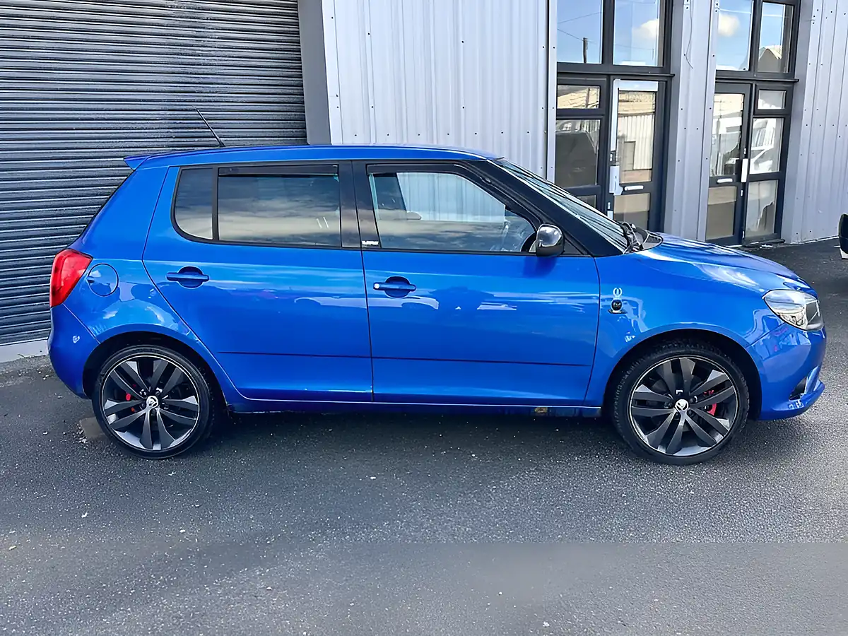 Used 2014 Skoda Fabia VRS S2000 Blue - Interior and Exterior details 11