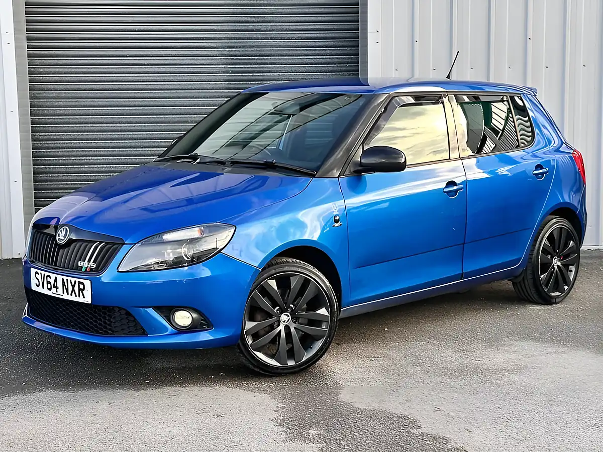 Used 2014 Skoda Fabia VRS S2000 Blue - Interior and Exterior details 8