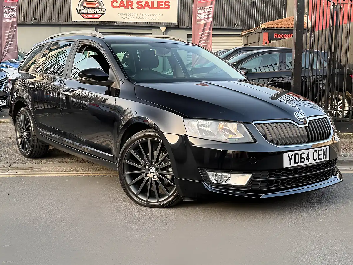 Used 2014 Skoda Octavia Black Edition Black - Front View