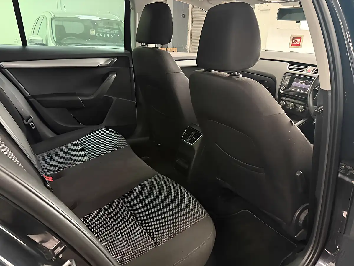 Used 2014 Skoda Octavia Black Edition Black - Interior and Exterior details 18