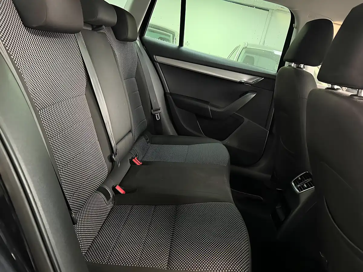 Used 2014 Skoda Octavia Black Edition Black - Interior and Exterior details 19