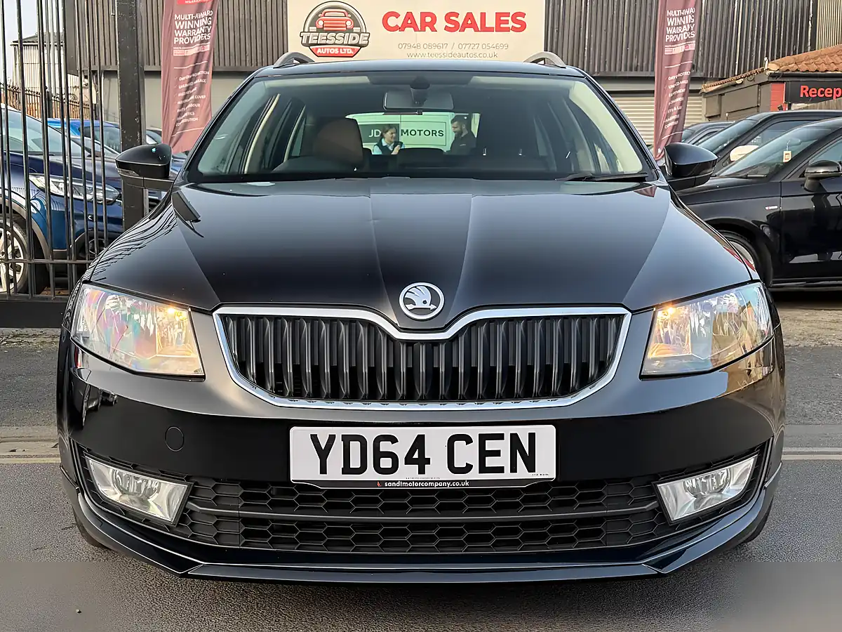 Used 2014 Skoda Octavia Black Edition Black - Interior and Exterior details 7