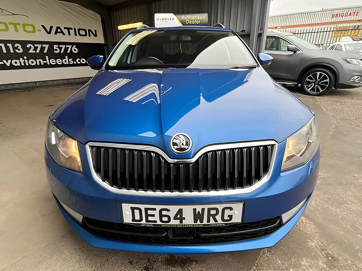 Used 2014 Skoda Octavia Elegance Blue - Interior and Exterior details 11