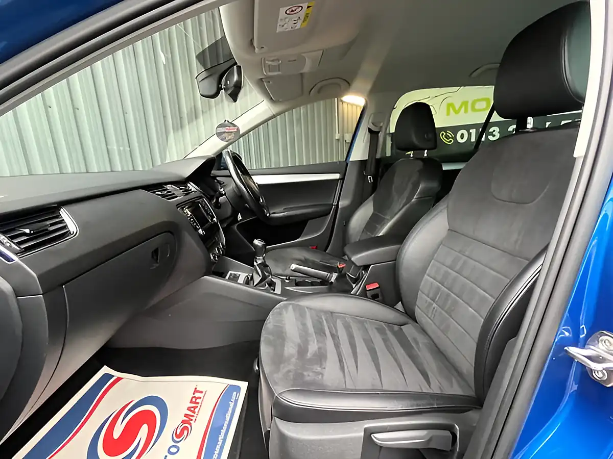 Used 2014 Skoda Octavia Elegance Blue - Interior and Exterior details 18