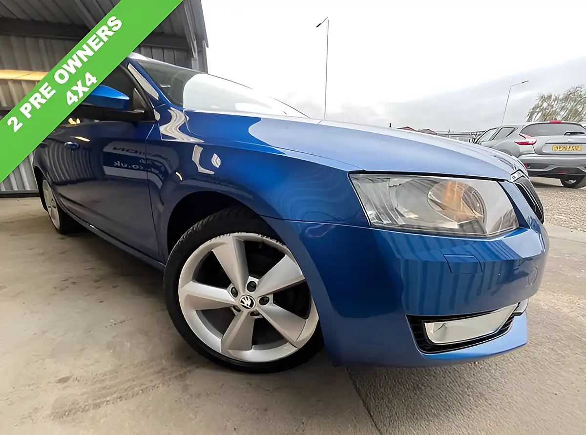 Used 2014 Skoda Octavia Elegance Blue - Interior and Exterior details 2