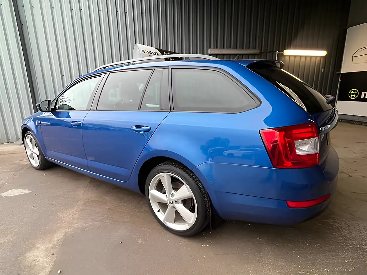 Used 2014 Skoda Octavia Elegance Blue - Interior and Exterior details 7
